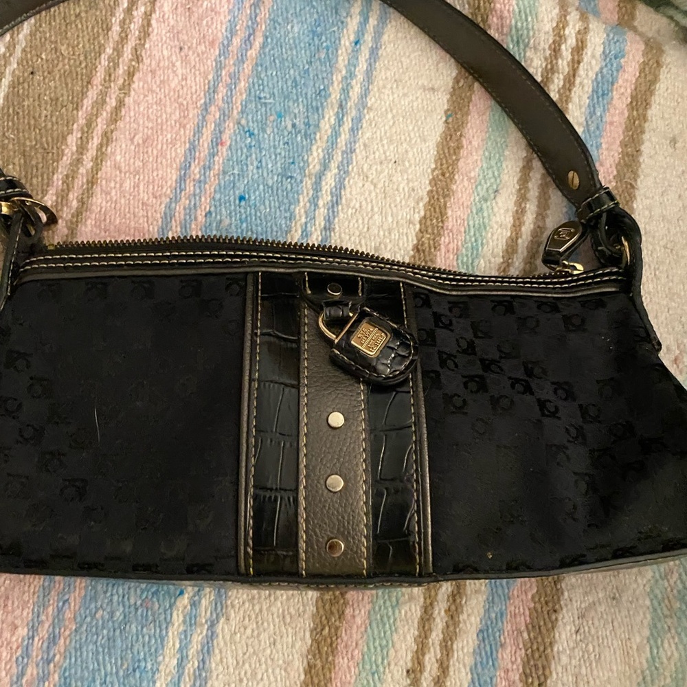 Y2K Liz Claiborne Elegant Black Designer Shoulder Bag.  No callouts.